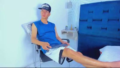 SAMMYHOT_19 live cam on Cam4