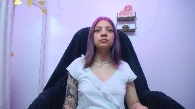 cam chat room SARAI PETITE