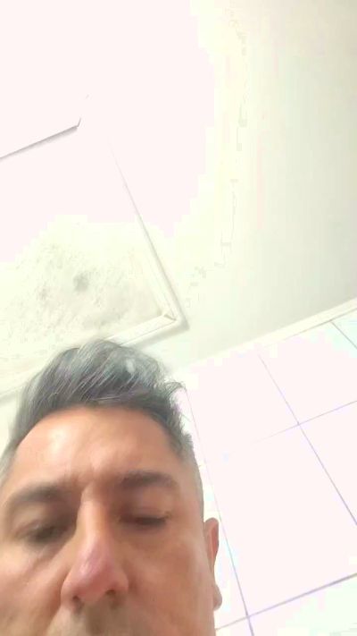 SBMhoT live cam on Cam4