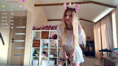 SHY_XOXO live cam on Cam4
