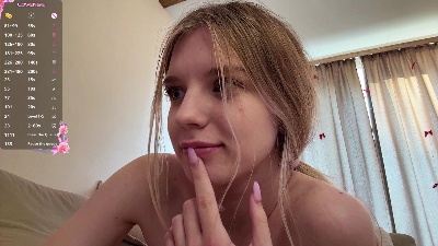 SHY_XOXO live cam on Cam4