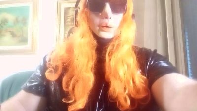 SISSYCARLOTTA live cam on Cam4