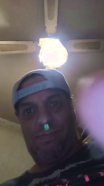 SKATISTASP live cam on Cam4