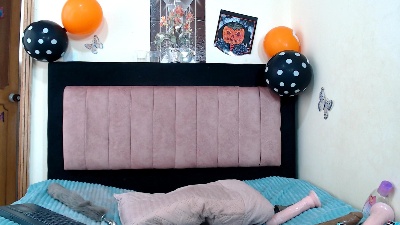 SOFYXS1 live cam on Cam4