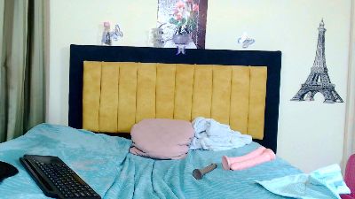 SOFYXS1 live cam on Cam4