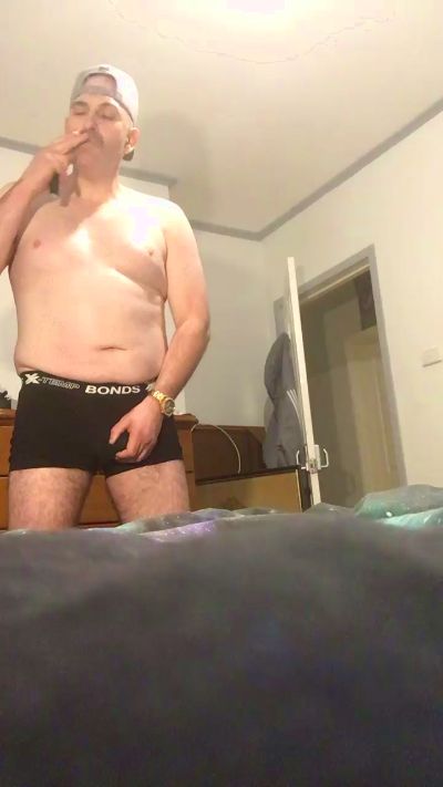 SPITONIT666 live cam on Cam4