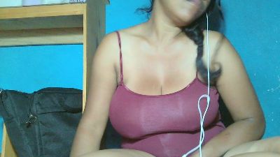 STARBIA live cam on Cam4