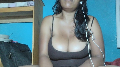 STARBIA live cam on Cam4