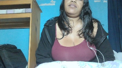 STARBIA live cam on Cam4