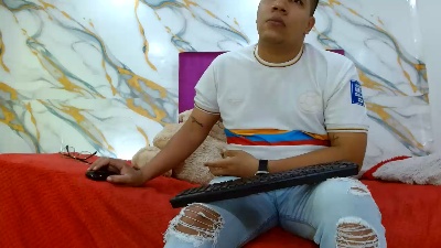 STEVENYANGEL live cam on Cam4