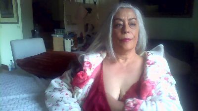 SWEET68 live cam on Cam4