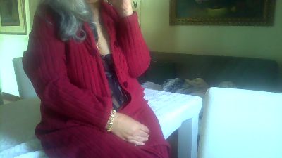 SWEET68 live cam on Cam4