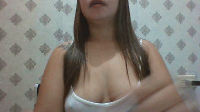 SWEETYIHAN live cam on Cam4