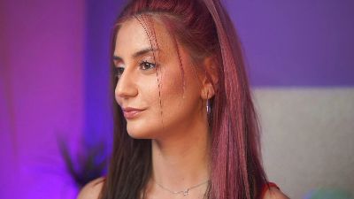 SabrinaHope live cam on Cam4