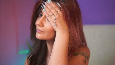 SabrinaHope live cam on Cam4