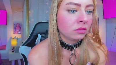 SabrinaOlson live cam on Cam4