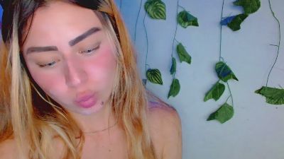 SabrinaOlson live cam on Cam4