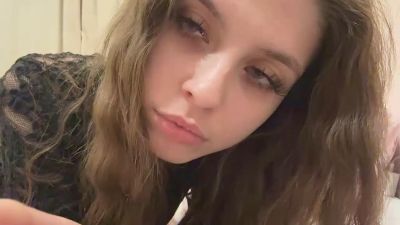 SabrinaPiggott live cam on Cam4