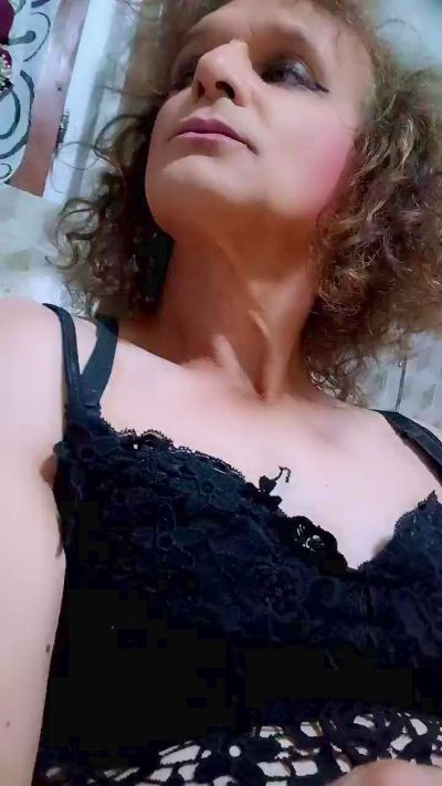 SabrinaTrv live cam on Cam4