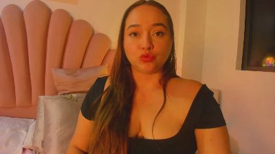 SabrinaVantres live cam on Cam4