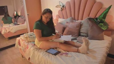 SabrinaVantres live cam on Cam4