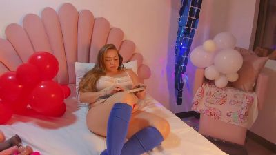 SabrinaVantres live cam on Cam4