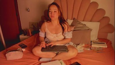 SabrinaVantres live cam on Cam4