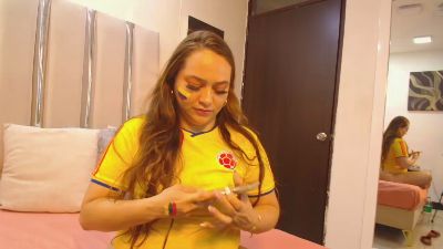 SabrinaVantres live cam on Cam4