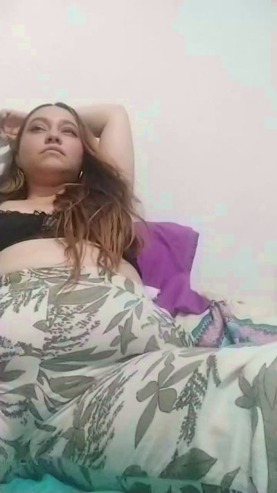 SabrinaVantres live cam on Cam4