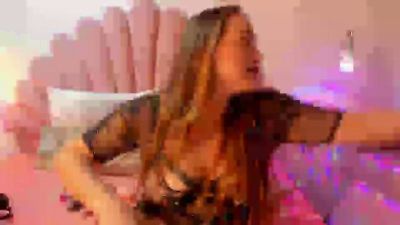 SabrinaVantres live cam on Cam4