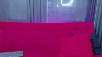 Sacha_tompson live cam on Cam4