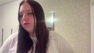 SadeKress live cam on Cam4