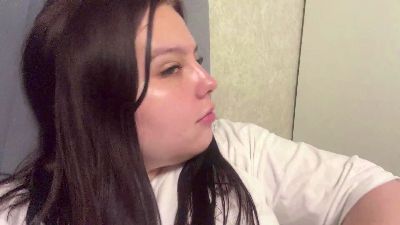 SadeKress live cam on Cam4