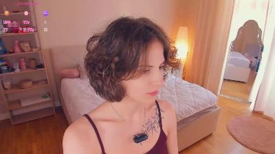 SadyeGuevarra live cam on Cam4