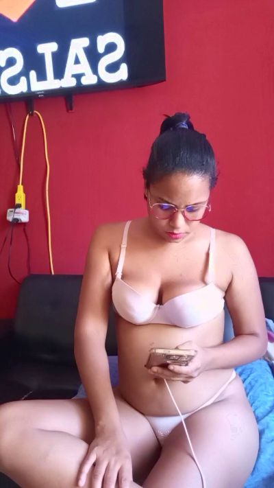Saga2722 live cam on Cam4