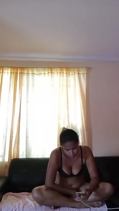 Saga2722 live cam on Cam4