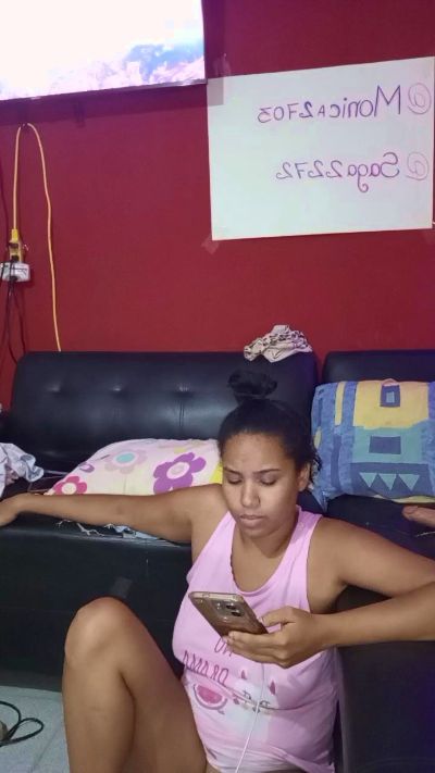 Saga2722 live cam on Cam4