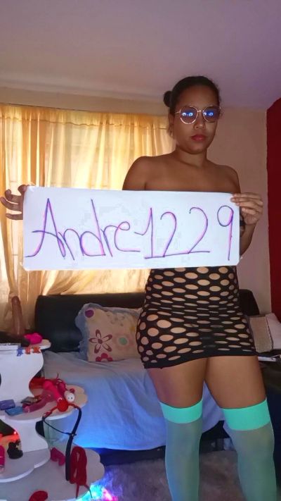 Saga2722 live cam on Cam4