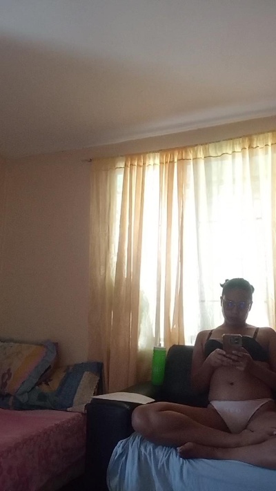 Sagata2223 live cam on Cam4