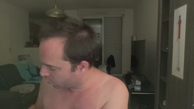 Sagradajuju1870 live cam on Cam4