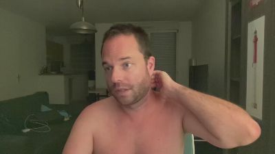 Sagradajuju1870 live cam on Cam4