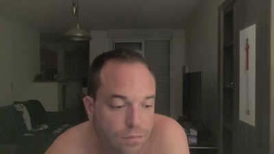Sagradajuju1870 live cam on Cam4