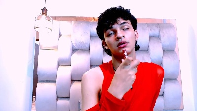 SahirCharm1 live cam on Cam4