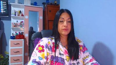Sahotlove1_ live cam on Cam4