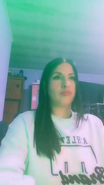 Sahotlove1_ live cam on Cam4