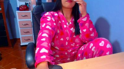 Sahotlove1_ live cam on Cam4