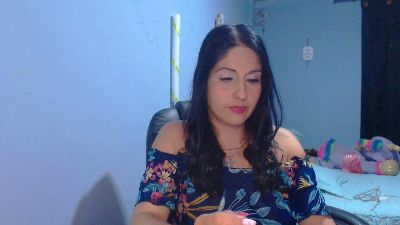 Sahotlove1_ live cam on Cam4