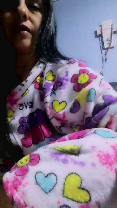 Sahotlove1_ live cam on Cam4
