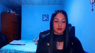 Sahotlove1_ live cam on Cam4