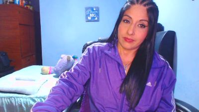 Sahotlove1_ live cam on Cam4